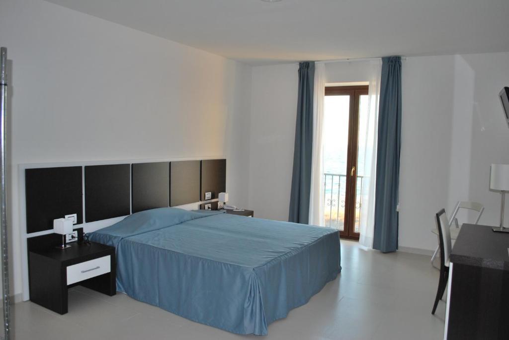 פלטמונה Buddi Hotel חדר תמונה