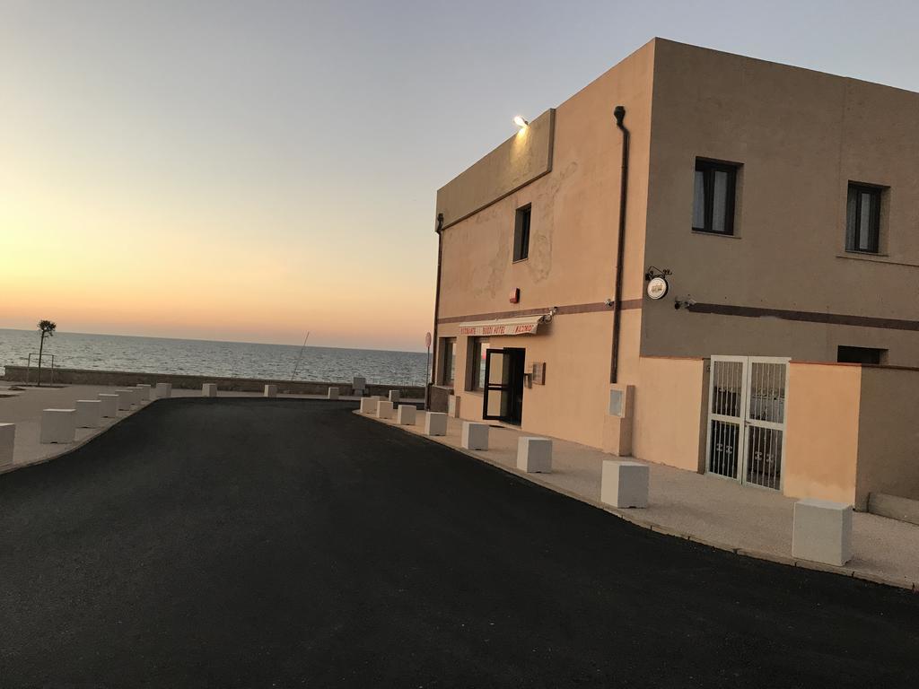 פלטמונה Buddi Hotel מראה חיצוני תמונה