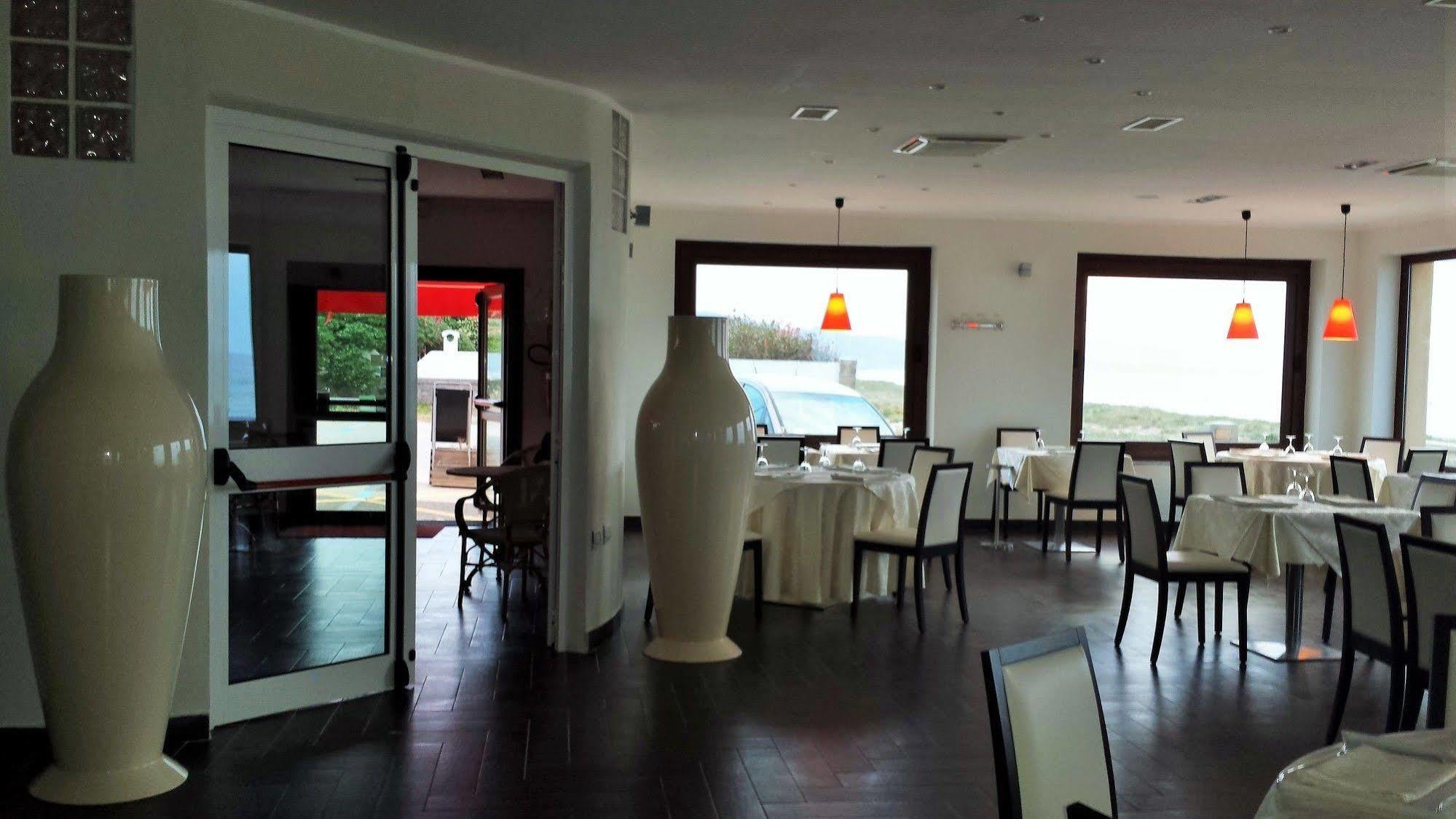 פלטמונה Buddi Hotel מראה חיצוני תמונה